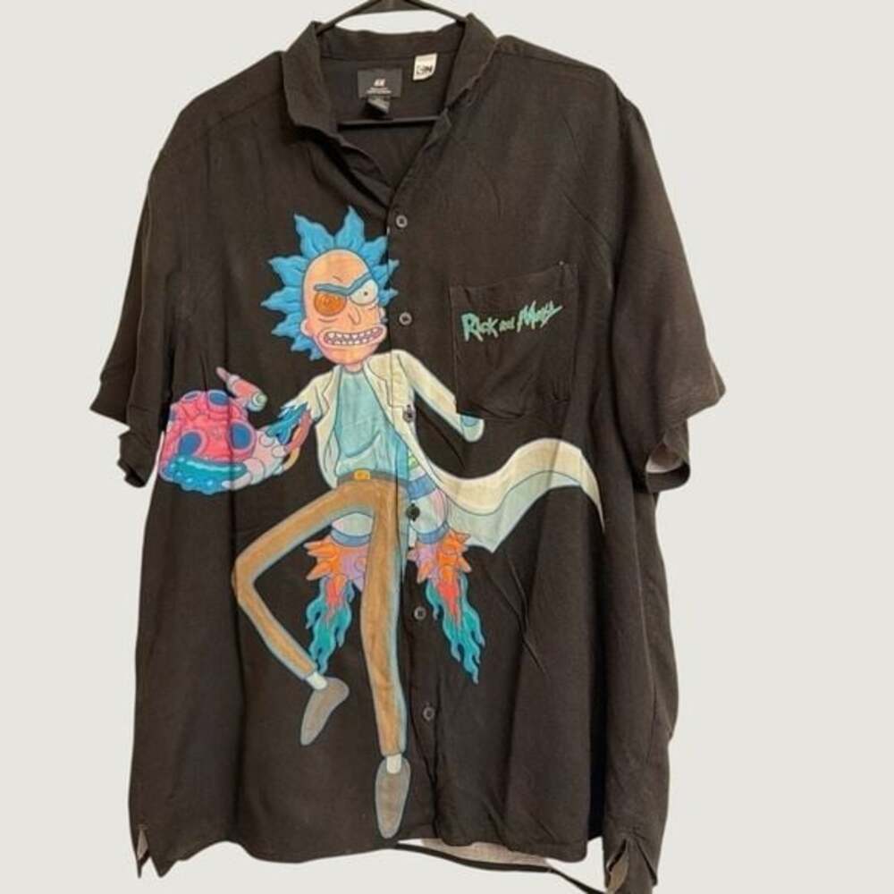 H&M Rick and Morty Shirt Large Graphic Print Viscose Regular Fit Black SS